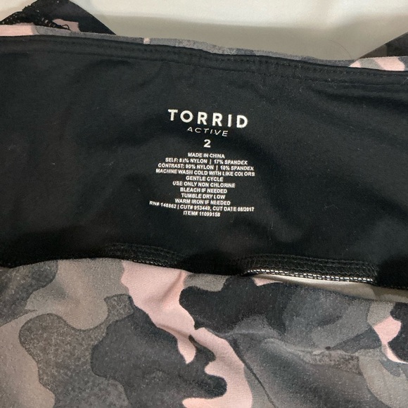 Torrid Women's Camouflage Leggings in Black, Gray, and Pink - Picture 3 of 8
